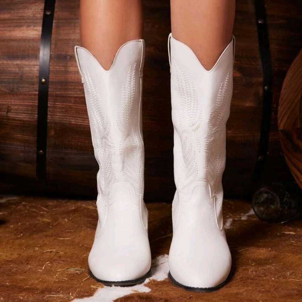 White Western Cowboy Boots